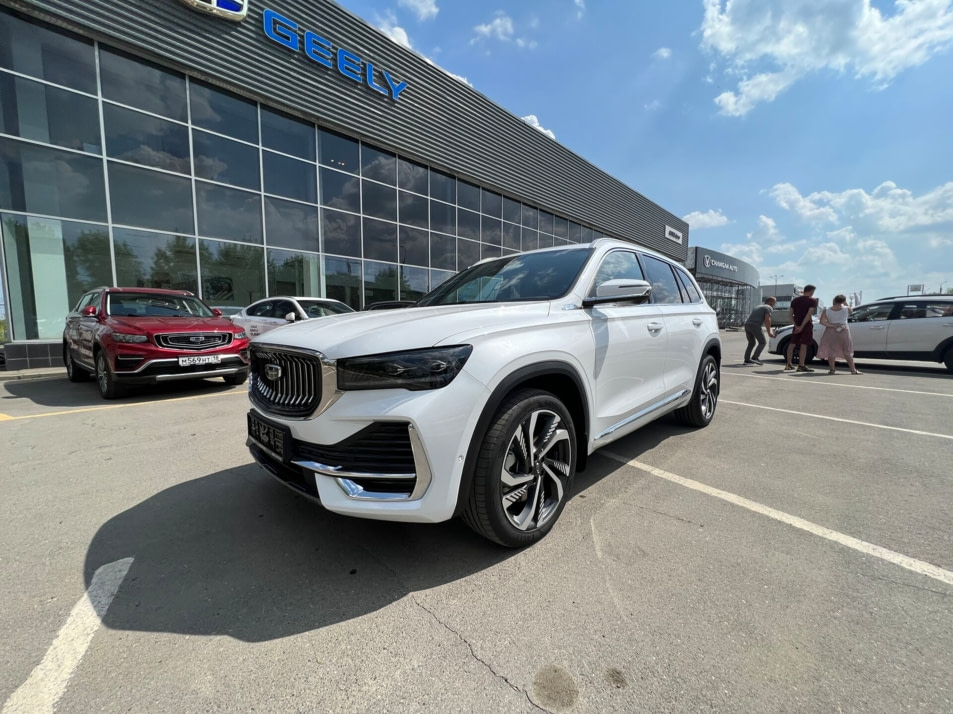 Новый автомобиль Geely Monjaro Flagshipв городе Ижевск ДЦ - Официальный дилер Geely