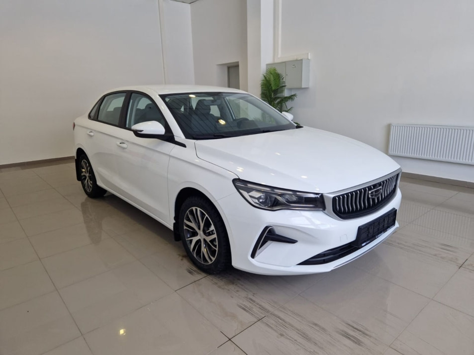 Новый автомобиль Geely Emgrand Luxuryв городе Ижевск ДЦ - Официальный дилер Geely