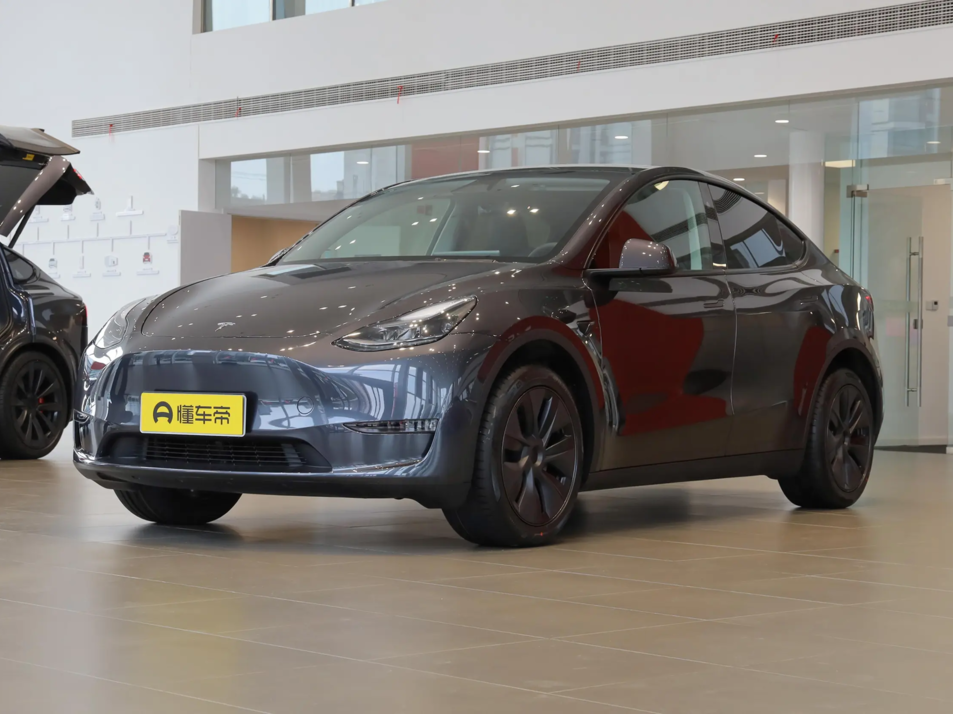 Новый автомобиль Tesla Model Y Long Rangeв городе Москва ДЦ - CDEK.Shopping