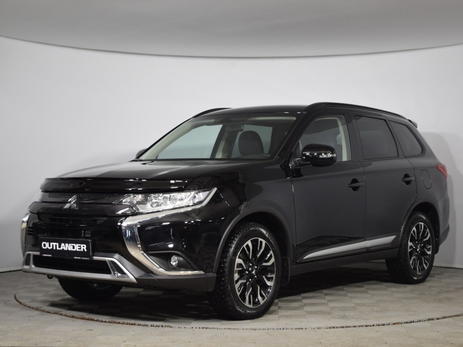 Новый автомобиль Mitsubishi OUTLANDER - 7 мест Enjoyв городе Санкт-Петербург ДЦ - РОЛЬФ Витебский Mitsubishi