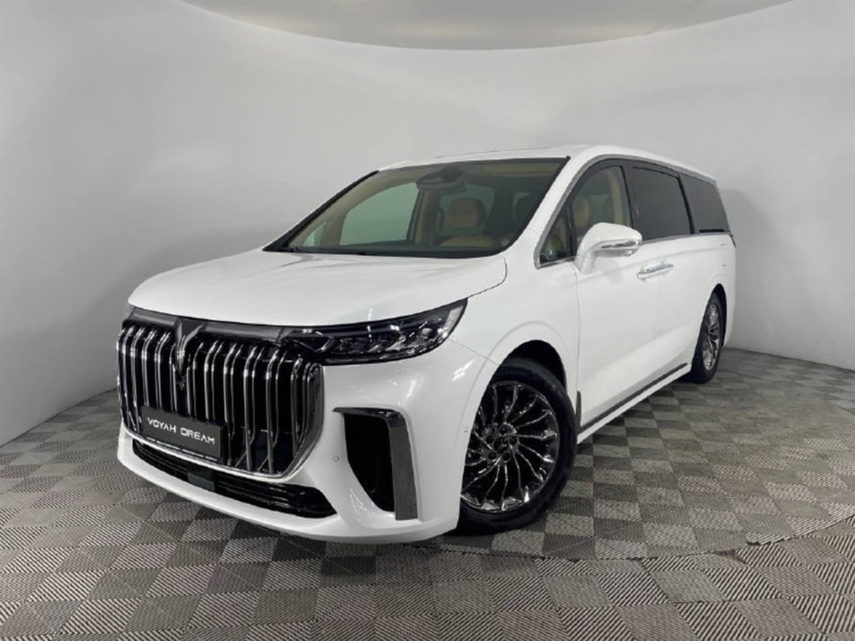 Новый автомобиль VOYAH DREAM PHEV PHEVв городе Москва ДЦ - VOYAH FAVORIT MOTORS