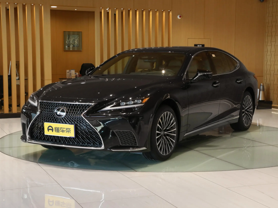 Новый автомобиль Lexus LS Executive Editionв городе Москва ДЦ - CDEK.Shopping