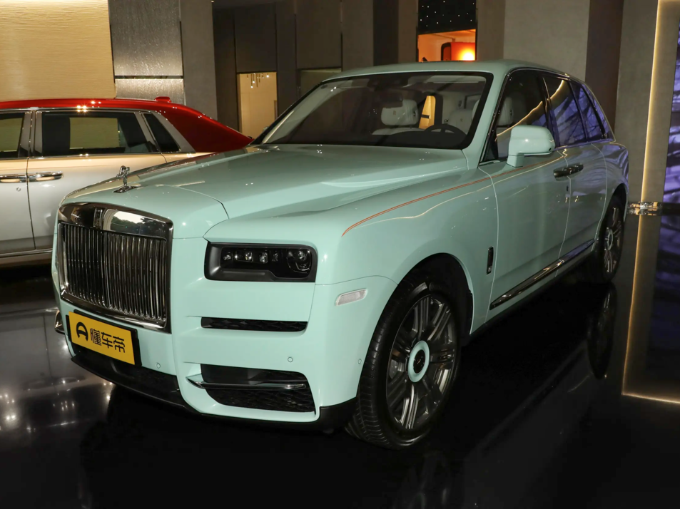 Новый автомобиль Rolls-Royce Cullinan Editionв городе Москва ДЦ - CDEK.Shopping