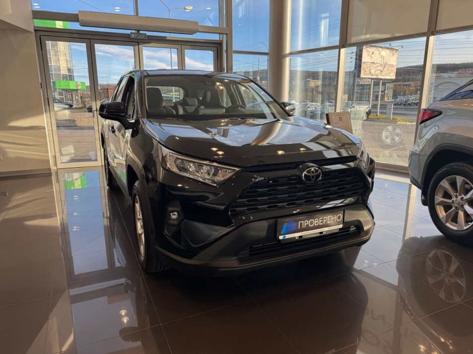 Новый автомобиль Toyota RAV4 Urbanв городе Мурманск ДЦ - Аксель Параллельный импорт