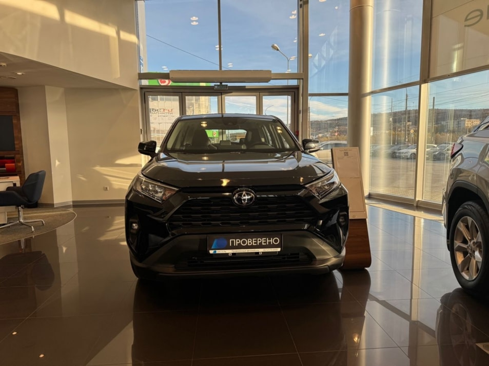 Новый автомобиль Toyota RAV4 Urbanв городе Мурманск ДЦ - Аксель Параллельный импорт