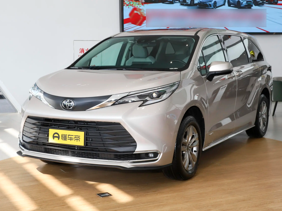 Новый автомобиль Toyota Sienna Comfort Editionв городе Москва ДЦ - CDEK.Shopping