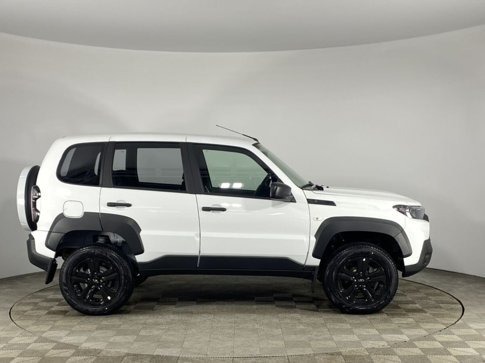 Новый автомобиль LADA Niva Travel BLACK'24 (2023-2024)в городе Борисоглебск ДЦ - Борисоглебск