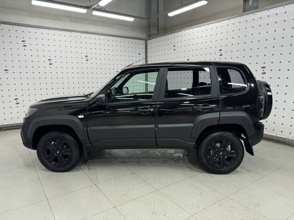 Новый автомобиль LADA Niva Travel BLACK'24в городе Ставрополь ДЦ - Боравто на Кулакова (Ставрополь)