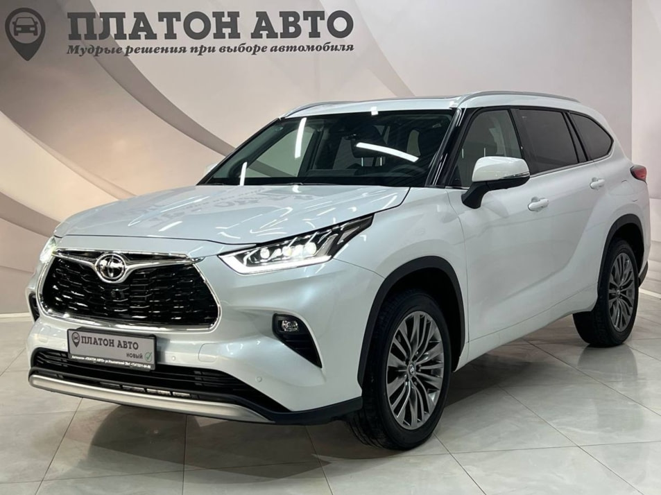 Новый автомобиль Toyota Highlander Luxuryв городе Воронеж ДЦ - Платон Авто