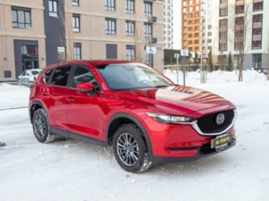 Mazda CX-5 2021 г. (красный)