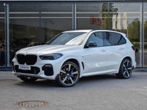 BMW X5 2021 г. (белый)