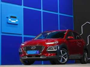 Hyundai Kona 2018 г. (красный)