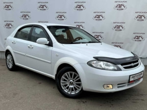 Chevrolet Lacetti 2011 г. (белый)