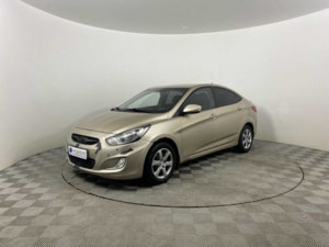 Hyundai Solaris 2013 г. (серый)