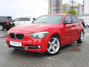 BMW 1 серии 2013 г. (красный)