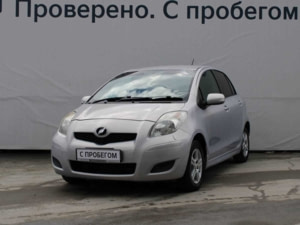 Автомобиль с пробегом Toyota Vitz в городе Новосибирск ДЦ - Автоцентр Сармат KIA