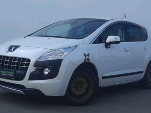 Peugeot 3008 2012 г. (белый)