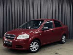 Chevrolet Aveo 2008 г. (красный)