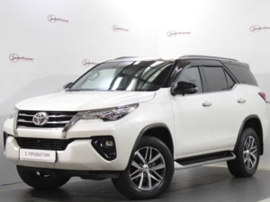 Автомобиль с пробегом Toyota Fortuner в городе Владивосток ДЦ - Тойота Центр Владивосток