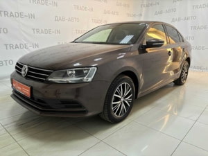 Volkswagen Jetta 2017 г. (коричневый)