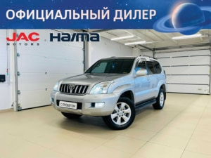 Toyota Land Cruiser Prado 2004 г. (серебряный)