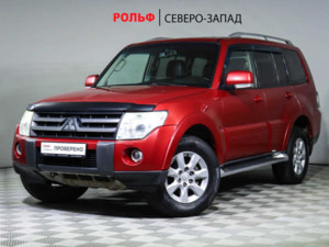 Автомобиль с пробегом Mitsubishi Pajero в городе Москва ДЦ - РОЛЬФ Северо-Запад Премиум