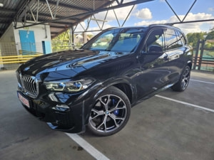 BMW X5 2021 г. (черный)