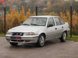 Daewoo Nexia 2004 г. (серебряный)