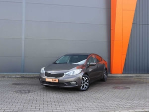 Автомобиль с пробегом Kia Cerato в городе Калининград ДЦ - ОТТОКАР