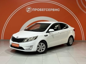 Kia Rio 2014 г. (белый)