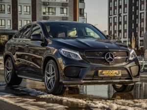 Mercedes-Benz GLE 2017 г. (черный)