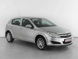 Opel Astra 2012 г. (серый)