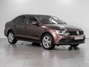 Volkswagen Jetta 2015 г. (коричневый)