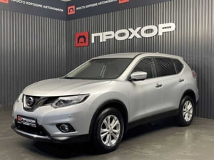 Nissan X-Trail 2017 г. (серебряный)