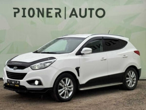 Hyundai ix35 2011 г. (белый)