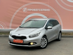 Kia Ceed 2013 г. (серебряный)