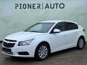 Chevrolet Cruze 2012 г. (белый)