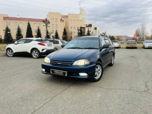 Toyota Caldina 2001 г. (синий)