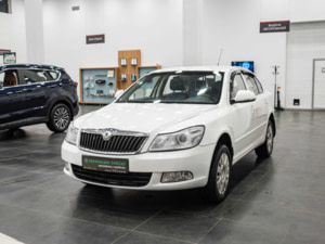 Автомобиль с пробегом ŠKODA Octavia 2010 в Вологда