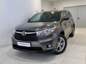 Автомобиль с пробегом Toyota Highlander в городе Омск ДЦ - Свободный склад USED (Тойота Центр Омск / Лексус - Омск / OMODA Автоплюс / JAECOO Автоплюс) (с пробегом)