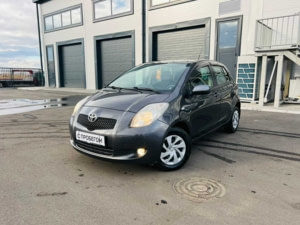 Автомобиль с пробегом Toyota Yaris в городе Абакан ДЦ - Планета Авто