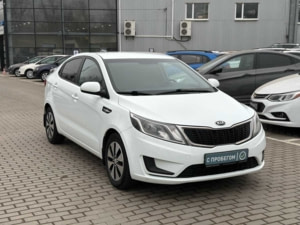 Автомобиль с пробегом Kia Rio в городе Ростов-на-Дону ДЦ - СОКОЛ МОТОРС Авто с пробегом Шолохова