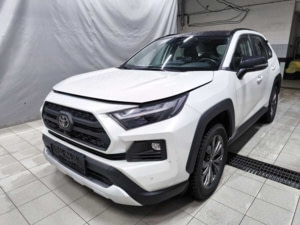 Автомобиль с пробегом Toyota RAV4 в городе Санкт-Петербург ДЦ - Тойота Центр Приморский