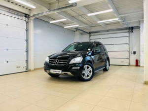 Автомобиль с пробегом Mercedes-Benz M-Класс в городе Абакан ДЦ - Планета Авто