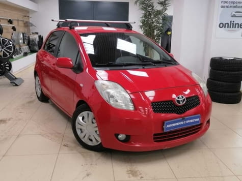 Автомобиль с пробегом Toyota Yaris в городе Москва ДЦ - Автомир Москва Дмитровка