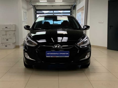 Автомобиль с пробегом Hyundai Solaris в городе Москва ДЦ - Автомир Москва Дмитровка