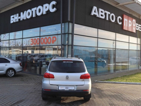 Автомобиль с пробегом Volkswagen Tiguan в городе Симферополь ДЦ - Симферополь