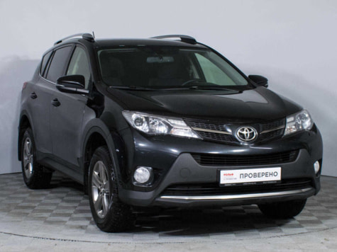 Автомобиль с пробегом Toyota RAV4 в городе Москва ДЦ - РОЛЬФ Сити