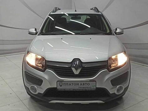 Автомобиль с пробегом Renault SANDERO в городе Воронеж ДЦ - Платон Авто