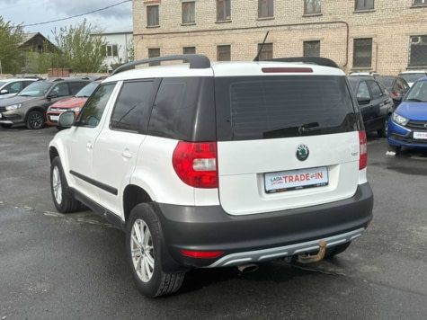 Автомобиль с пробегом ŠKODA Yeti в городе Челябинск ДЦ - Свердловский Trade-In